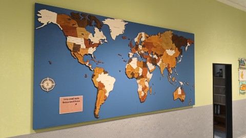 Nová nástěnná mapa cest naší školy