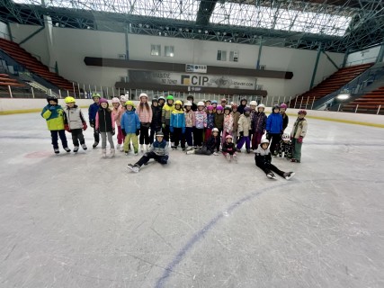 Bruslařské zápolení tříd 2.C, 4.A a 5.B