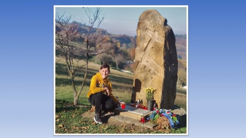 David Machala z 7.B uctil památku amerických letců, kteří zahynuli v leteckém souboji u obce Vyškovec