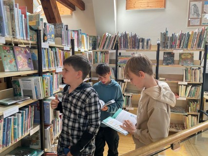 Čtení v knihovně BBB - 4. C