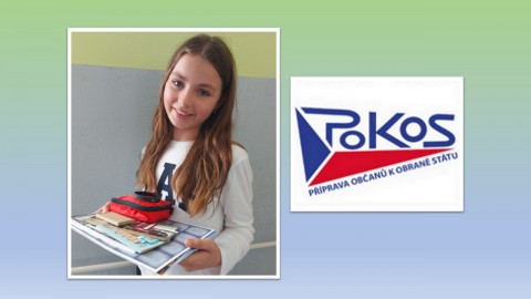 Adéla Basovníková z 7.C se stala výherkyní soutěže POKOS za měsíc září 2025