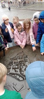 Třeťáci na výpravě za historií města