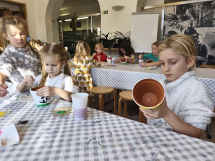 Badatelský kroužek na exkurzi ve Slováckém muzeu