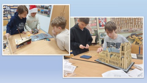 Fandové do lego stavění pokračují ve stavbě Titanicu a katedrály Notre-Dame