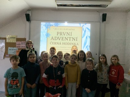 Černé adventní hodinky - 6. ročník