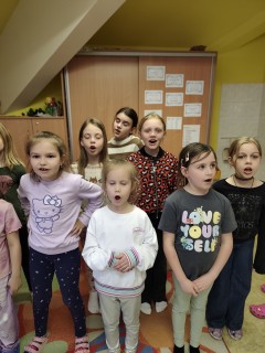 Kroužek PÍSNIČKA ve  školní družině