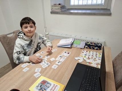 Podpora žáků s odlišným mateřským jazykem - doučování ČJ