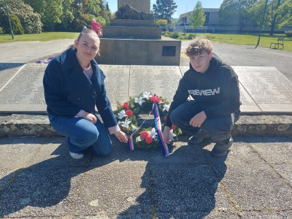 Žáci naší školy si připomínají 81. výročí konce II. světové války v Evropě